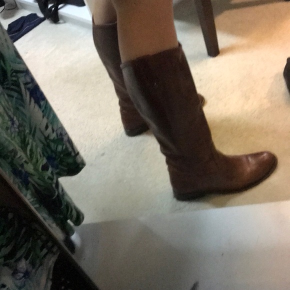 Frye boots barely worn! - Picture 3 of 7